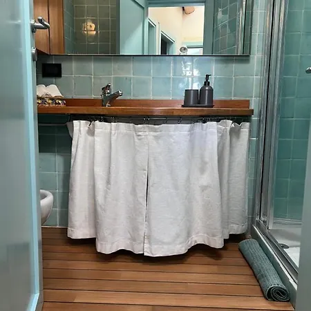 Apartment Elegant With Sea View